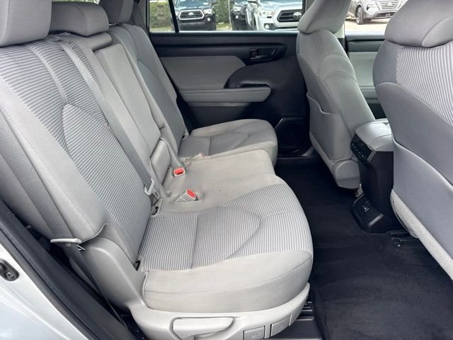 Used 2022 Silver Toyota L image 14