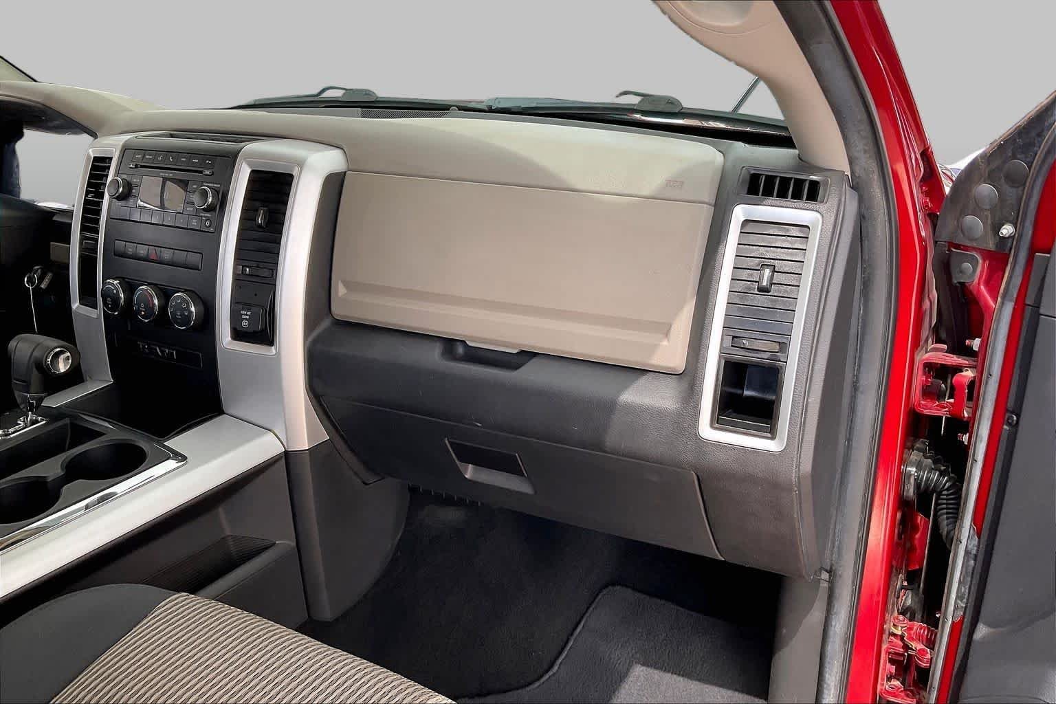 Used 2010 Inferno Red Crystal Pearl Dodge SLT image 17