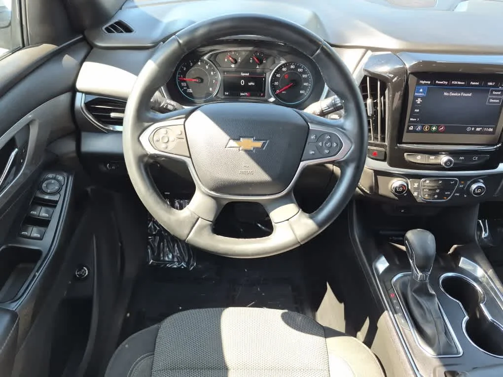 Used 2023 Sterling Gray Metallic Chevrolet LT Cloth image 10