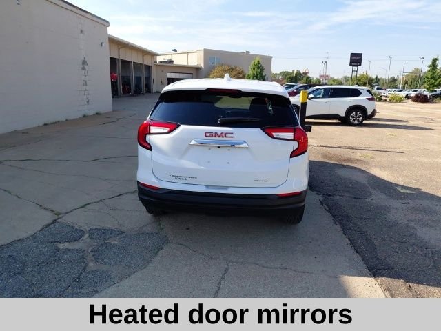 Used 2024 White GMC SLE image 6