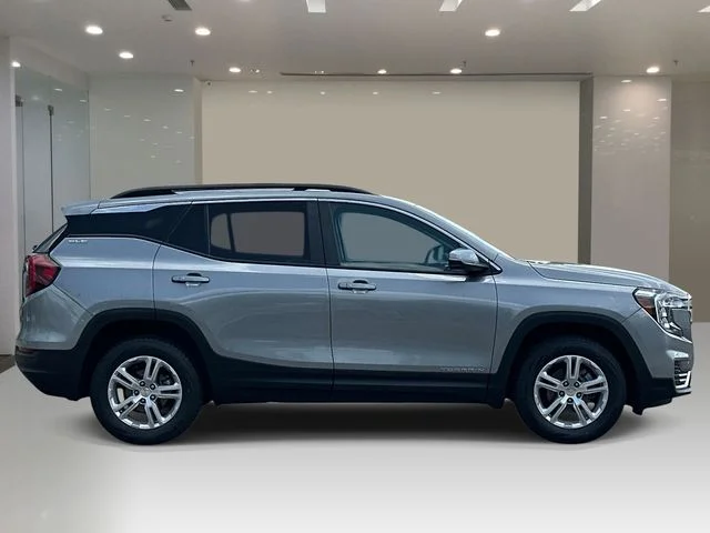 Used 2023 Silver GMC SLE image 5