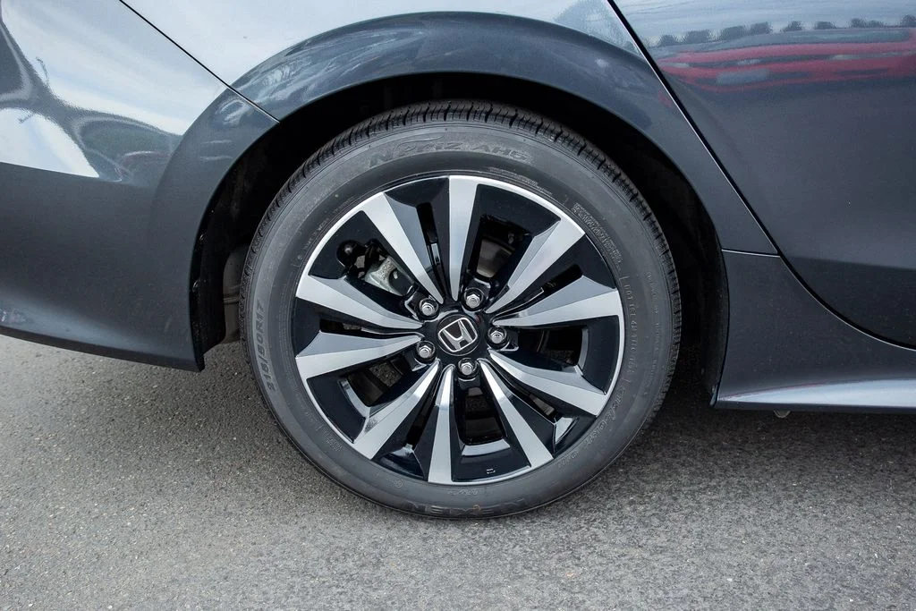 2022 Honda Civic EX - Photo 28
