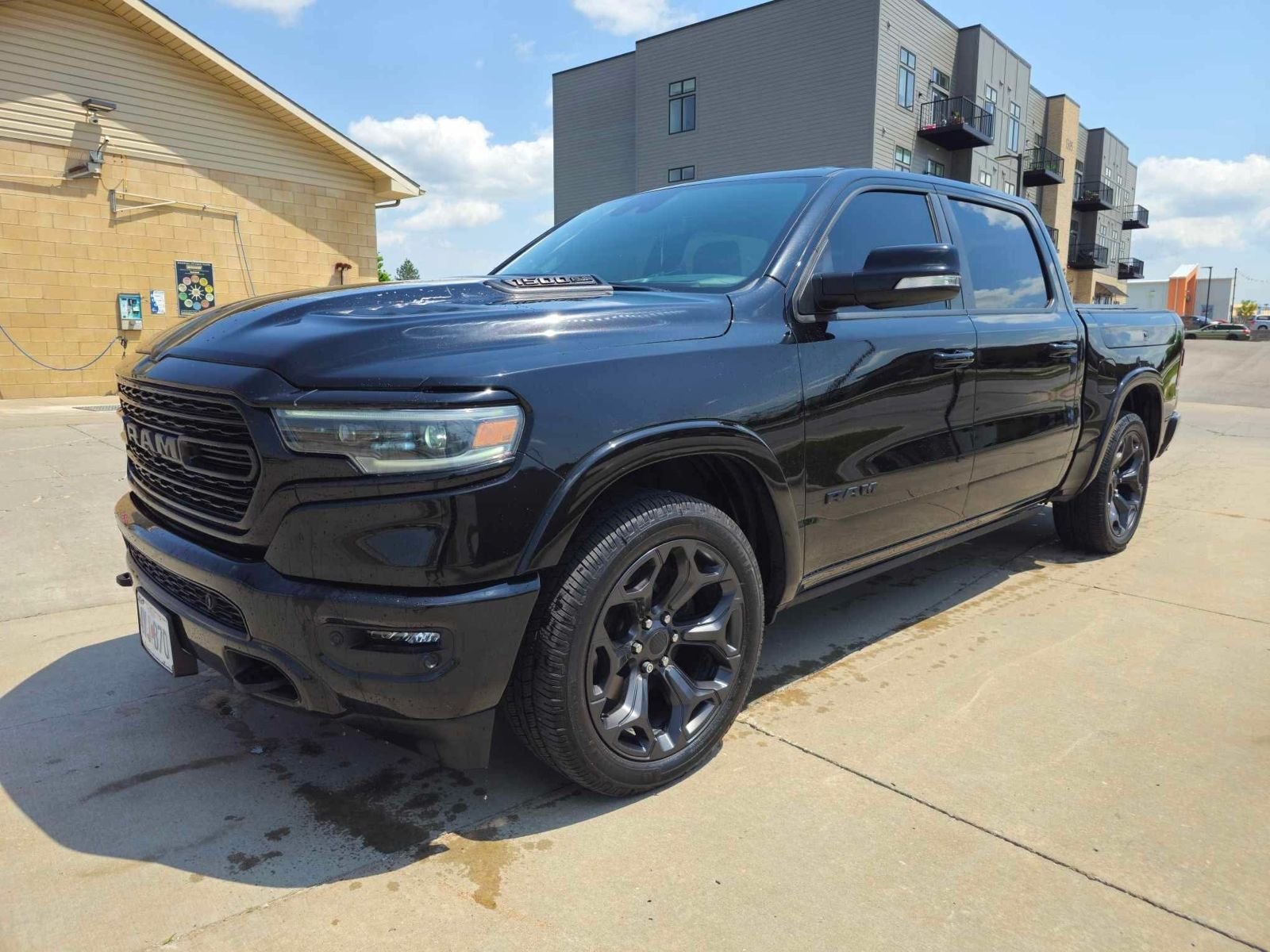 2021 RAM 1500 Limited 4x4 Crew Cab 5'7's photo