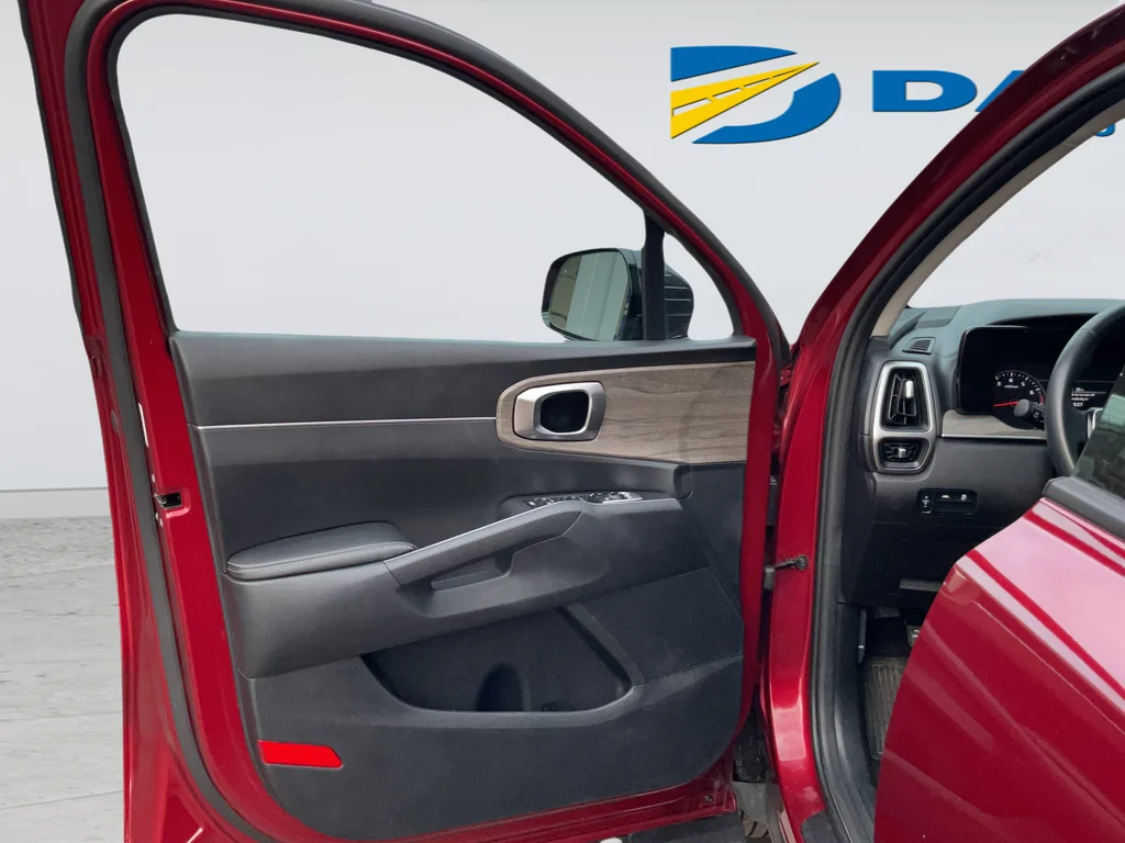 Used 2023 Red Kia X-Line S image 23
