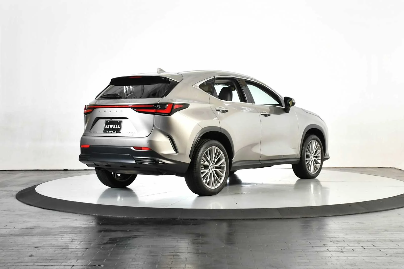 Certified Used 2025 Atomic Silver Lexus Premium image 5