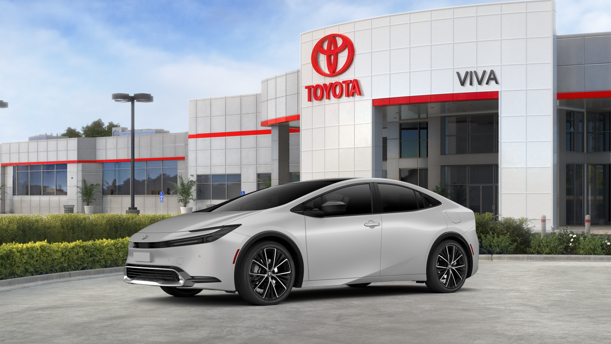 New 2026 Cutting Edge Toyota XLE image 2