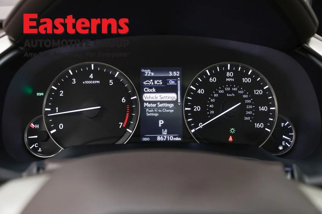 Used 2018 Silver Lexus 350 image 18
