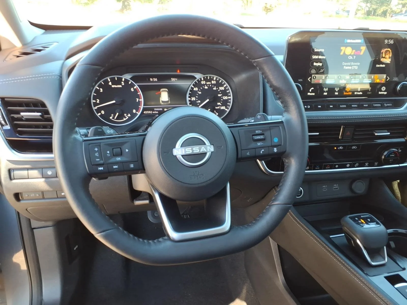 Used 2022 Boulder Gray Pearl Nissan SL image 21