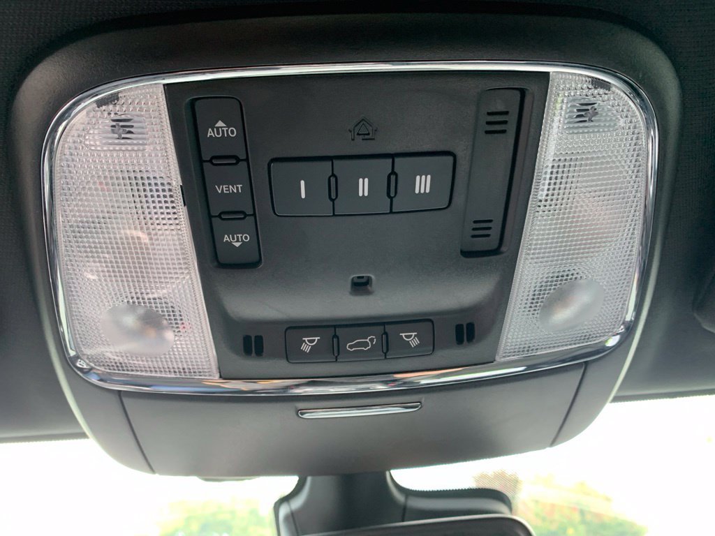 Used 2022 Red Jeep Laredo X image 25