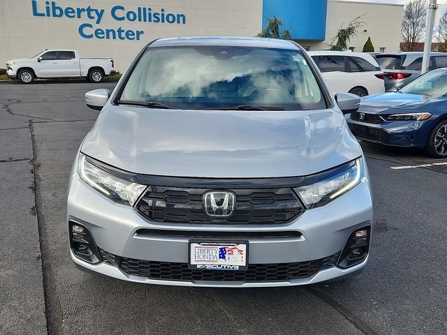 2026 Honda Odyssey Touring - Photo 2