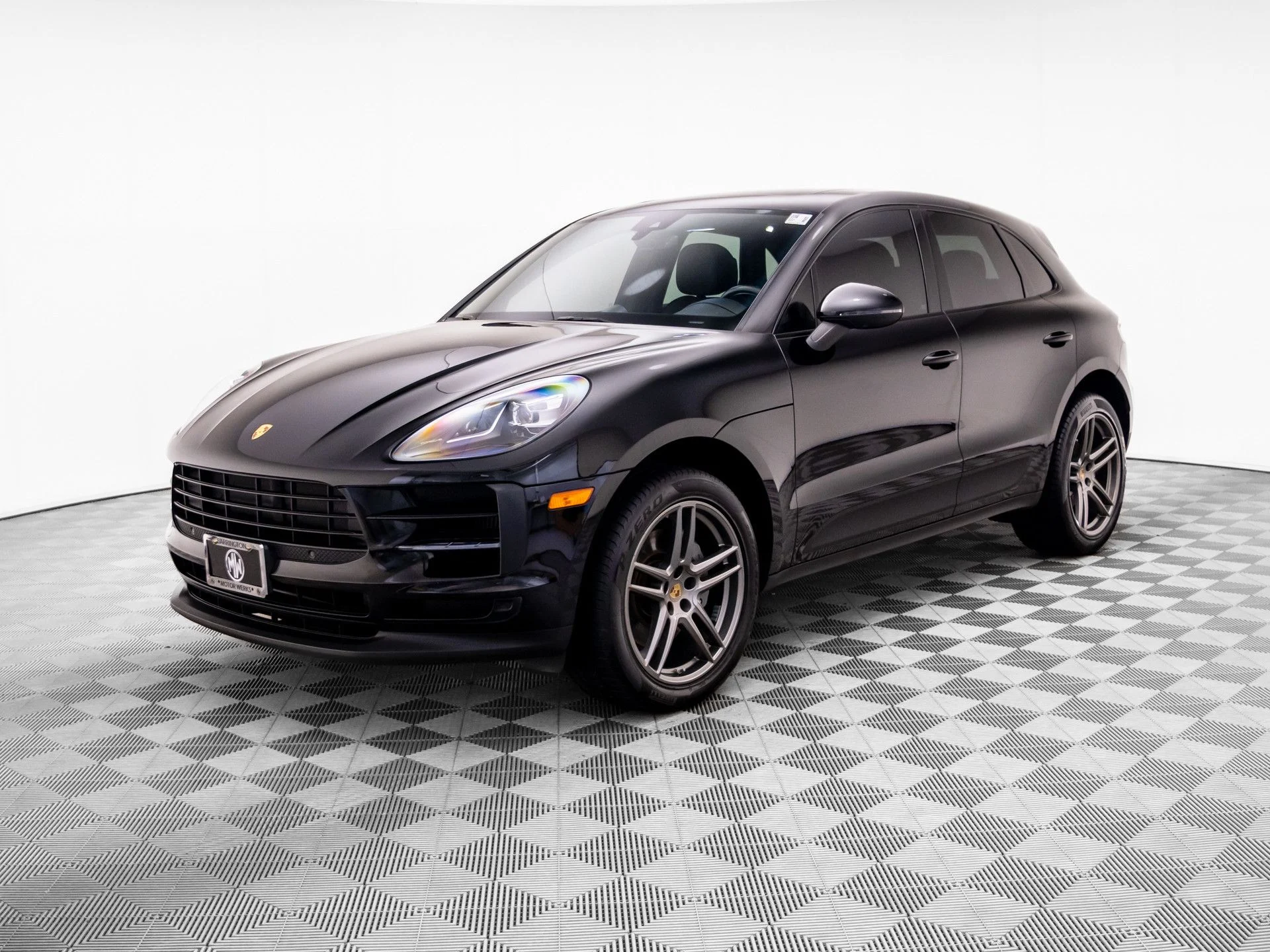 Used 2019 Black Porsche S image 1
