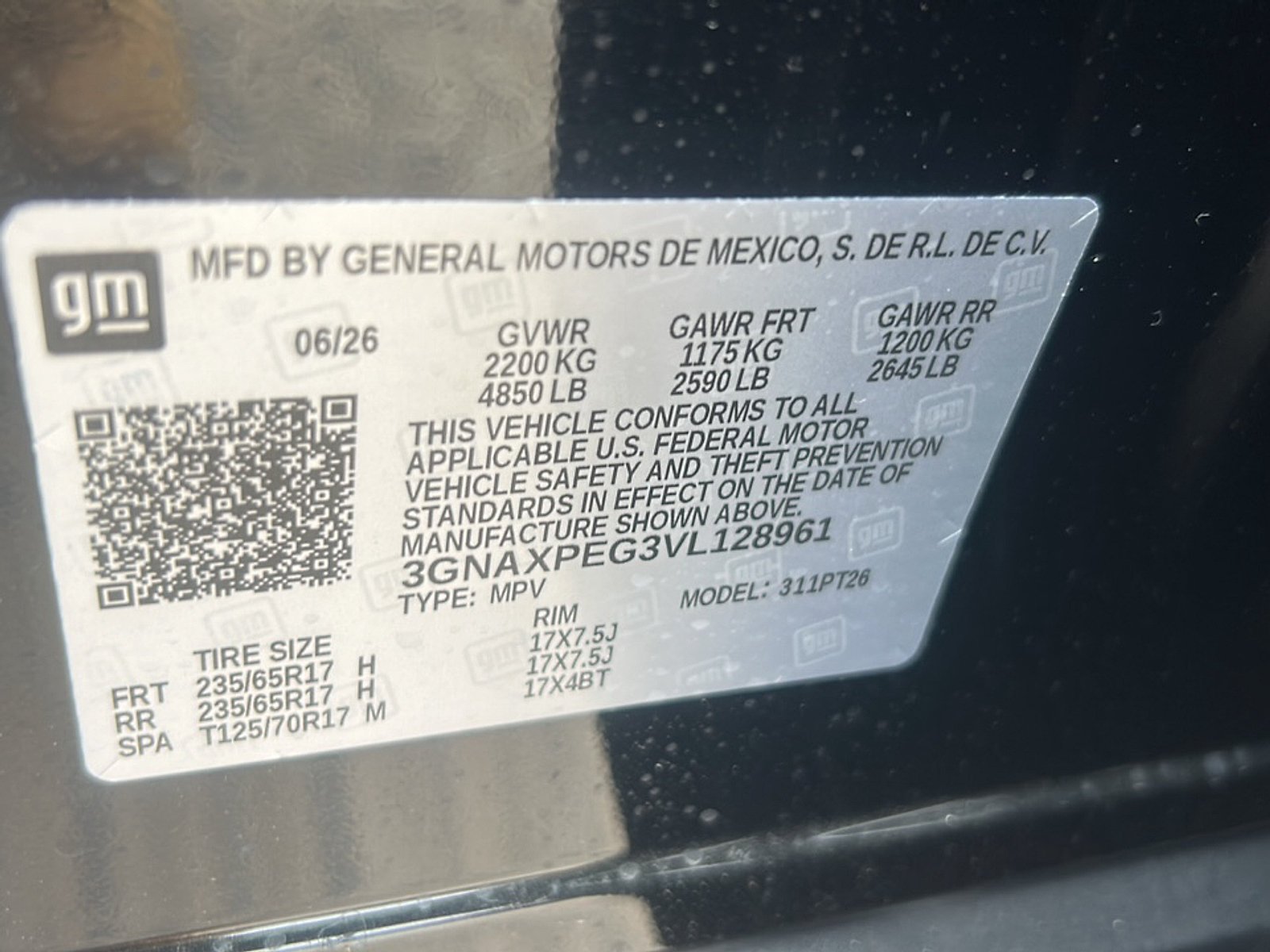 2027 Chevrolet Equinox LT - Photo 17