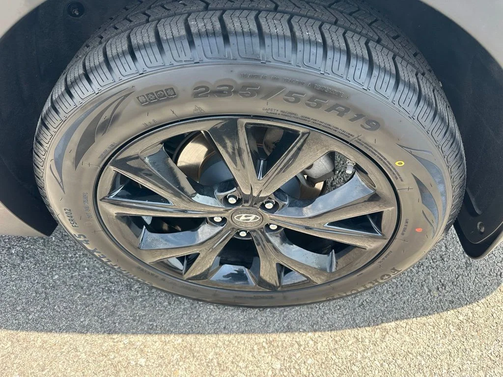 Used 2018 Frost White Pearl Hyundai 2.0T Ultimate image 9