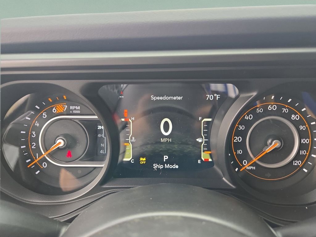 2025 Jeep Wrangler 4-Door Sahara - Photo 24