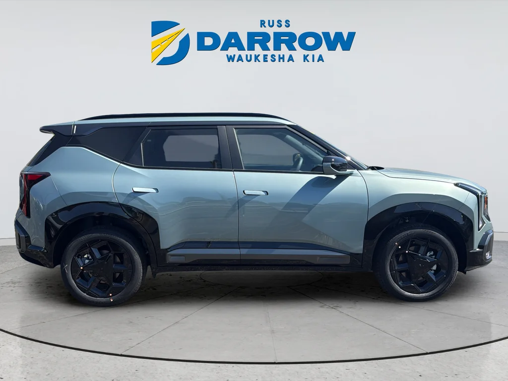 New 2027 Iceberg Green Kia X-Line S image 6