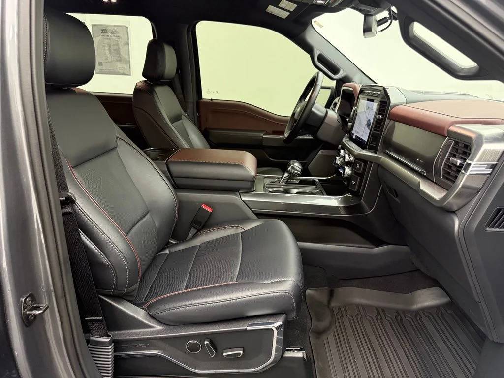 Used 2023 Gray Ford Lariat image 34