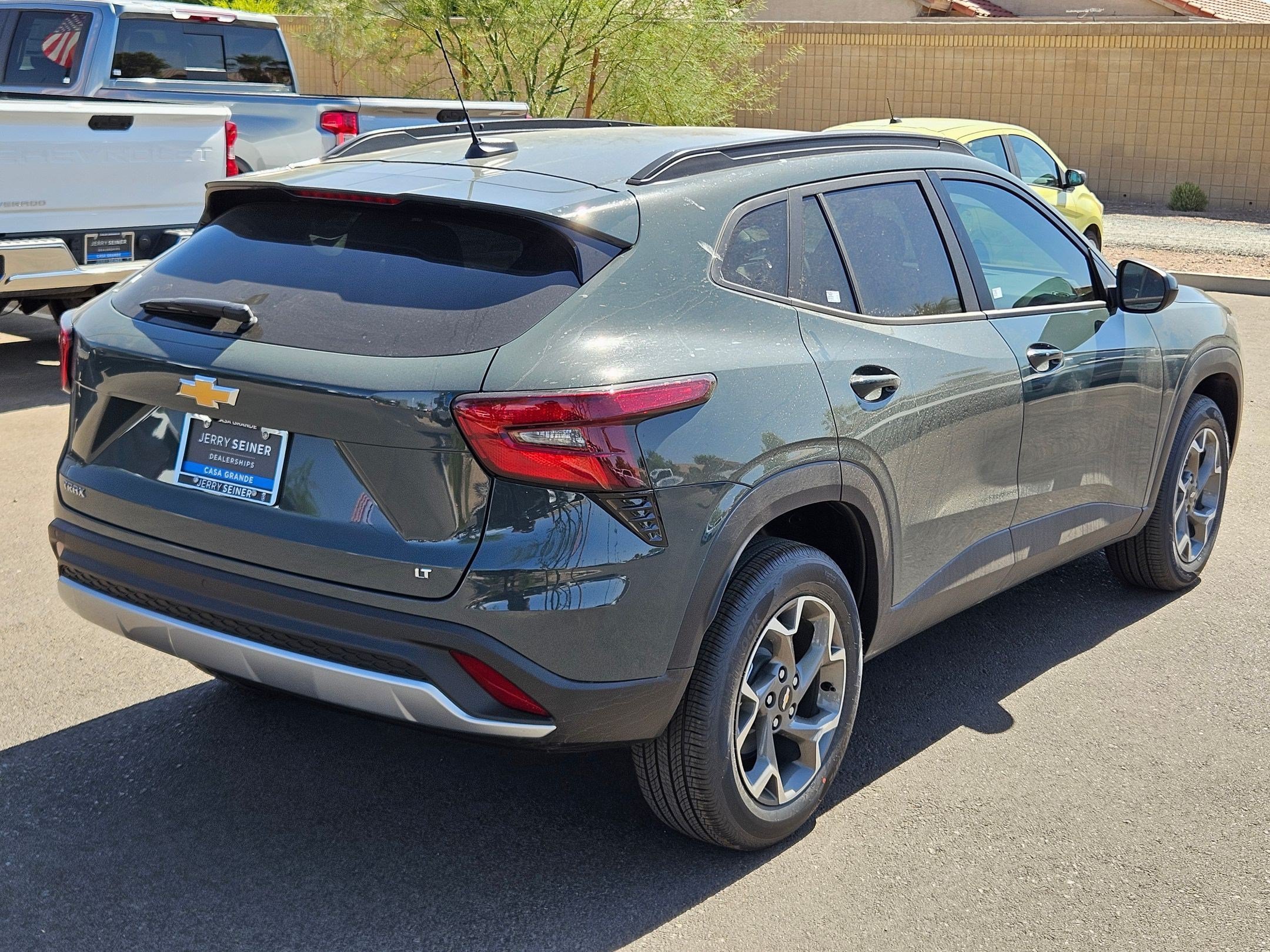 2026 Chevrolet Trax LT - Photo 11