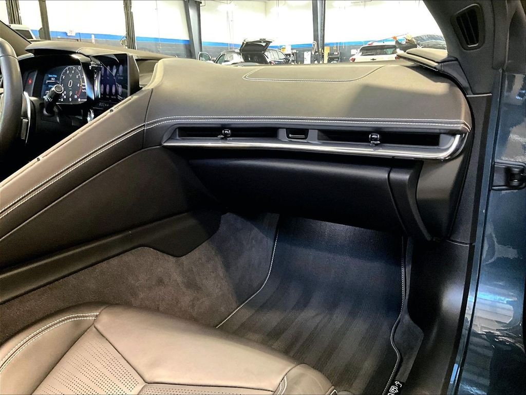 Used 2020 Gray Chevrolet Stingray image 13