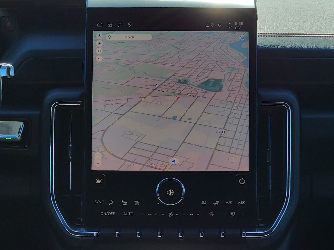 2026 GMC Yukon Denali - Photo 17