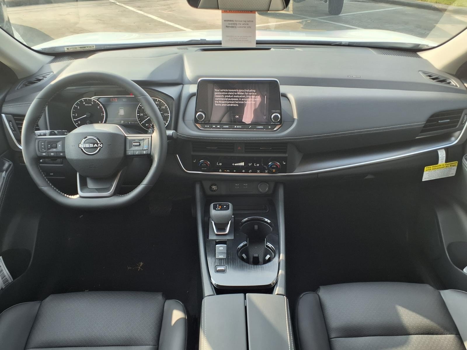 New 2026 Everest White Pearl TriCoat Nissan Dark Armor™ image 11