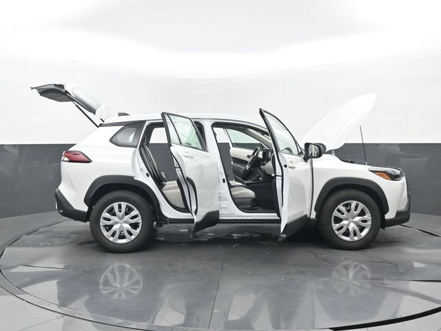 New 2026 Wind Chill Pearl Toyota L image 30