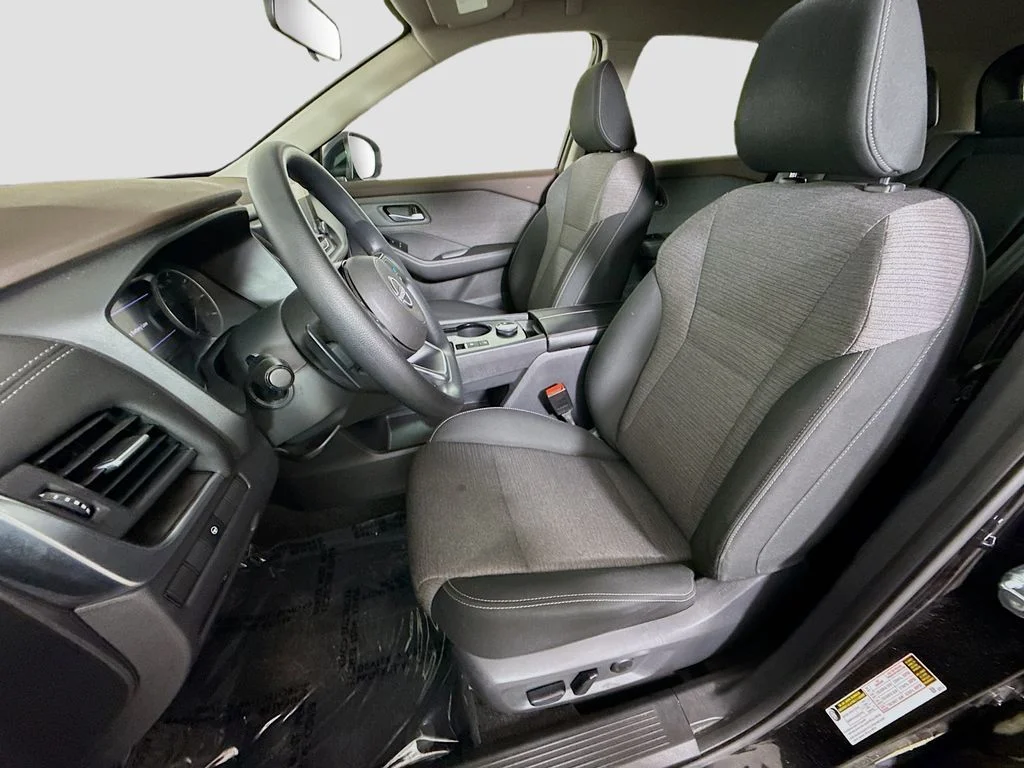 Used 2023 Black Nissan SV image 19