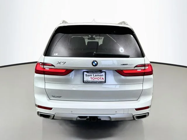 Used 2022 White BMW xDrive40i image 6
