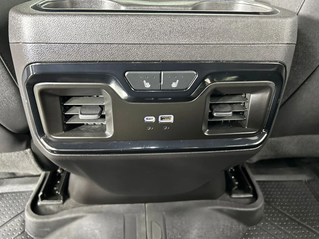 Used 2024 Blue Chevrolet ZR2 image 18