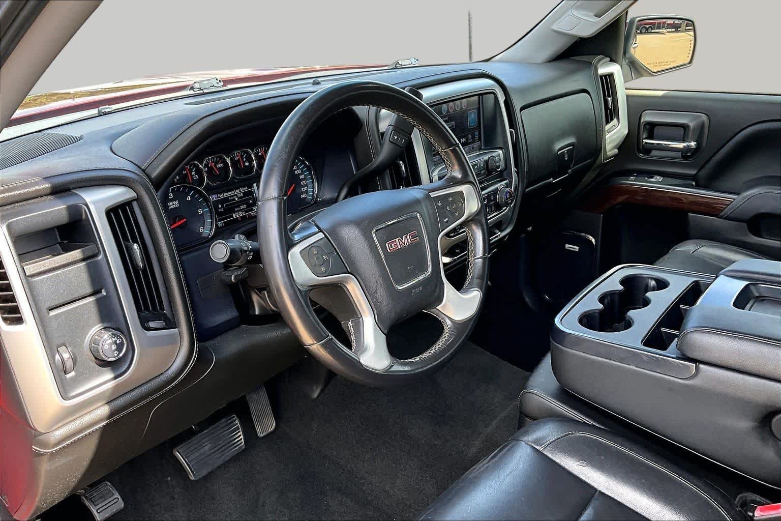 Used 2018 Red Quartz Tintcoat GMC SLT image 17