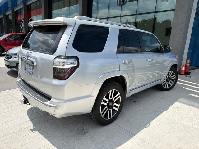 Used 2016 Classic Silver Metallic Toyota Limited image 4