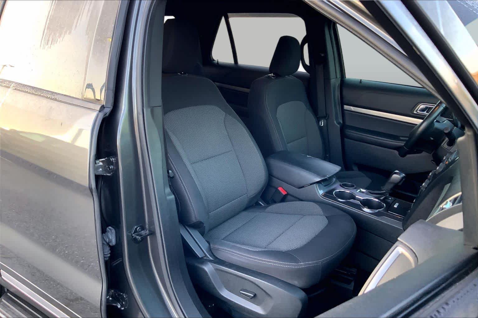 Used 2019 Magnetic Ford XLT image 9