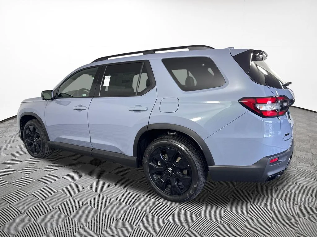New 2026 Sonic Gray Pearl Honda Black Edition image 12