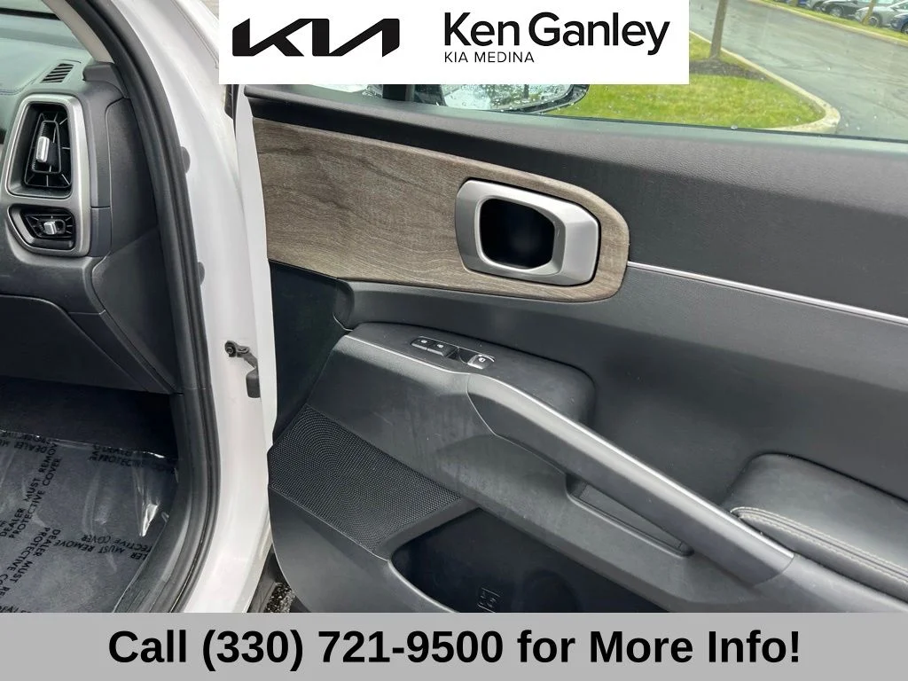 Certified Used 2022 White Kia S image 59