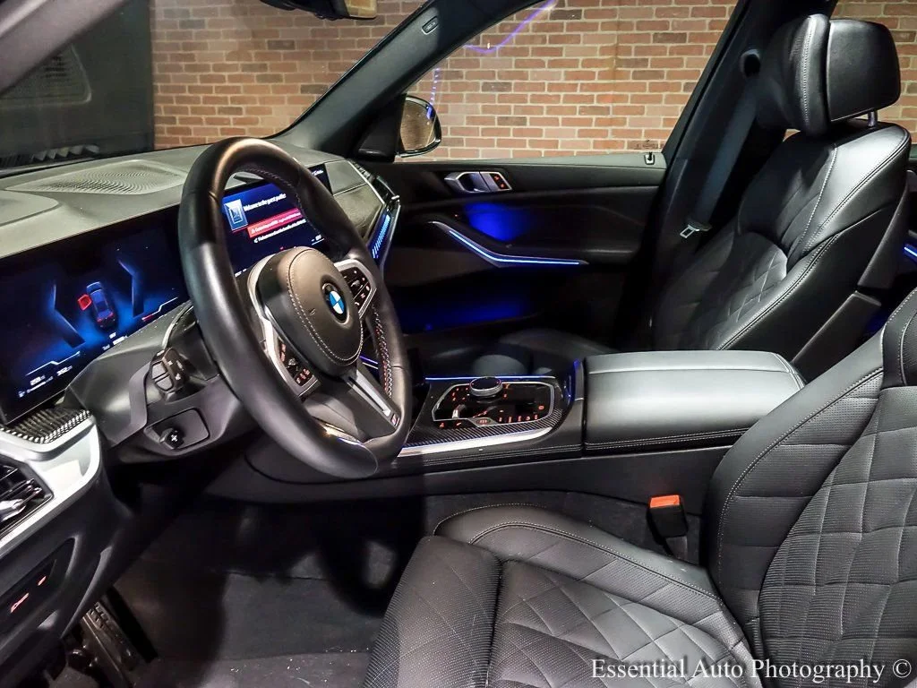 2026 BMW X5 M60i - Photo 14