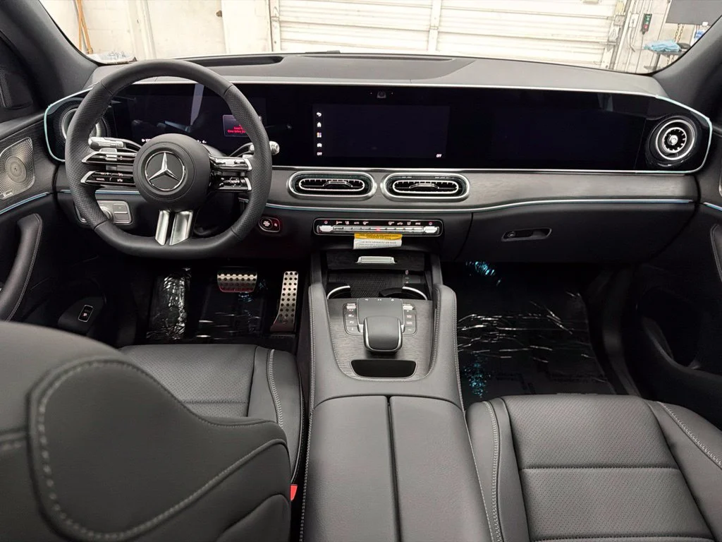 New 2027 White Mercedes-Benz GLE 450 image 25