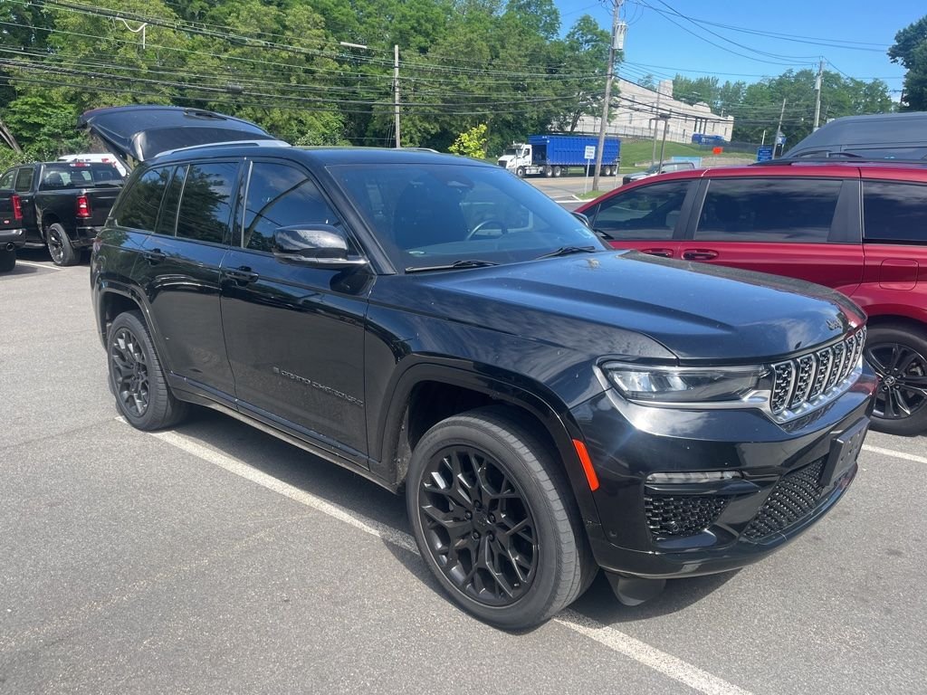2023 Jeep Grand Cherokee Summit Reserve 4x4's photo