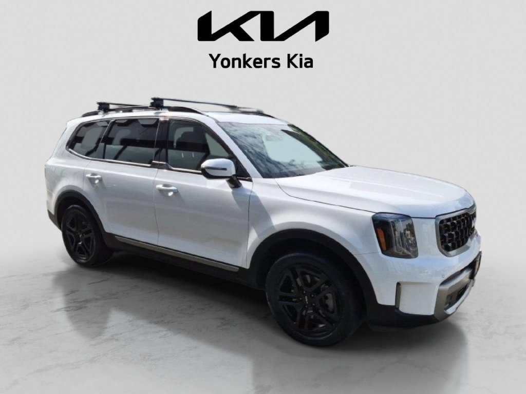 Used 2023 White Kia SX-Prestige X-Line image 4