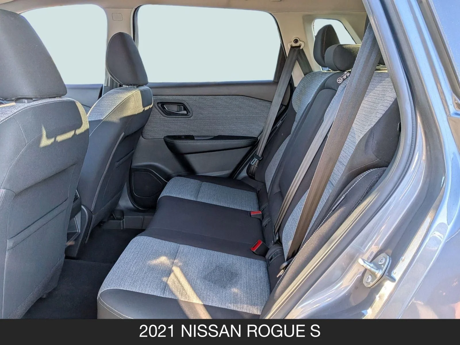 Used 2021 Gun Metallic Nissan S image 16