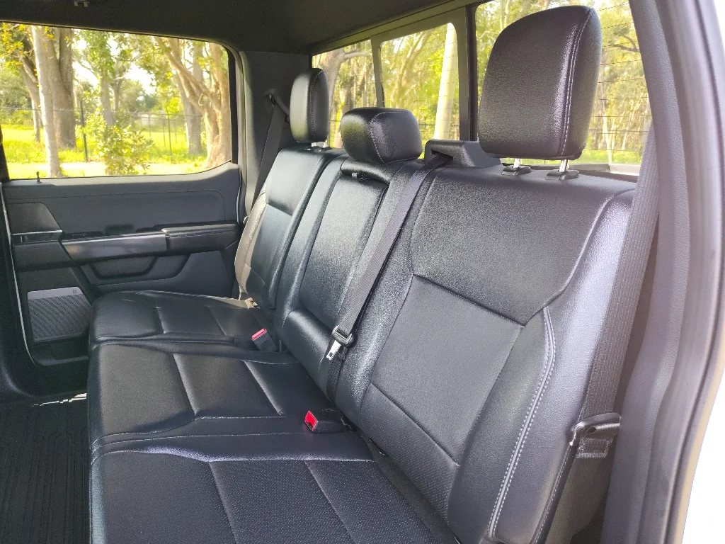 Used 2025 Star White Ford Lariat Crew Cab 4x4 image 14