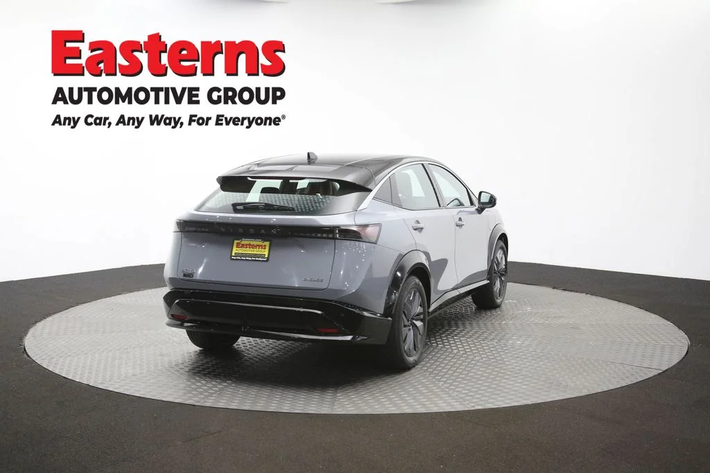 Used 2023 Gray Nissan ENGAGE image 39