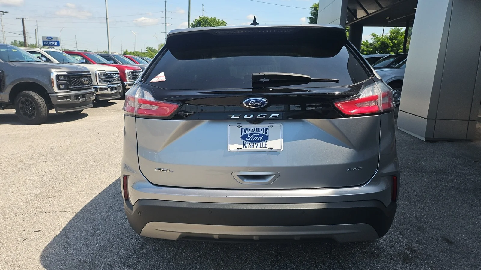 Used 2024 Silver Ford 2024 FORD EDGE SEL 4DR SUV 112.2 WB AWD image 4