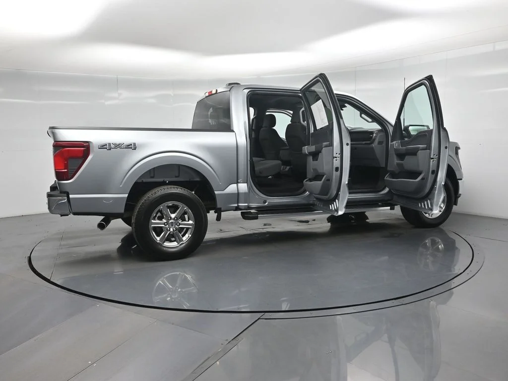Certified Used 2025 Silver Ford XLT image 5