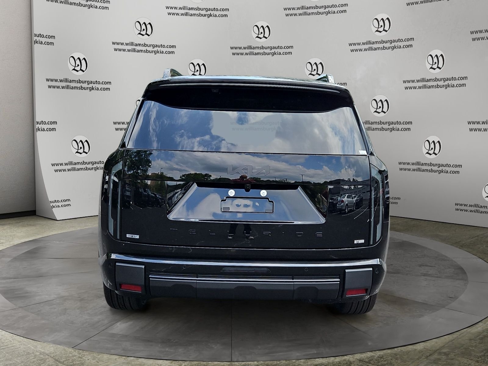 New 2027 Ebony Black Kia X-LINE SX PRESTIGE image 4