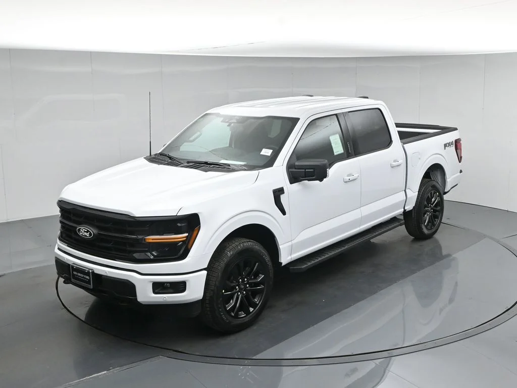 New 2026 Oxford White Ford XLT image 37