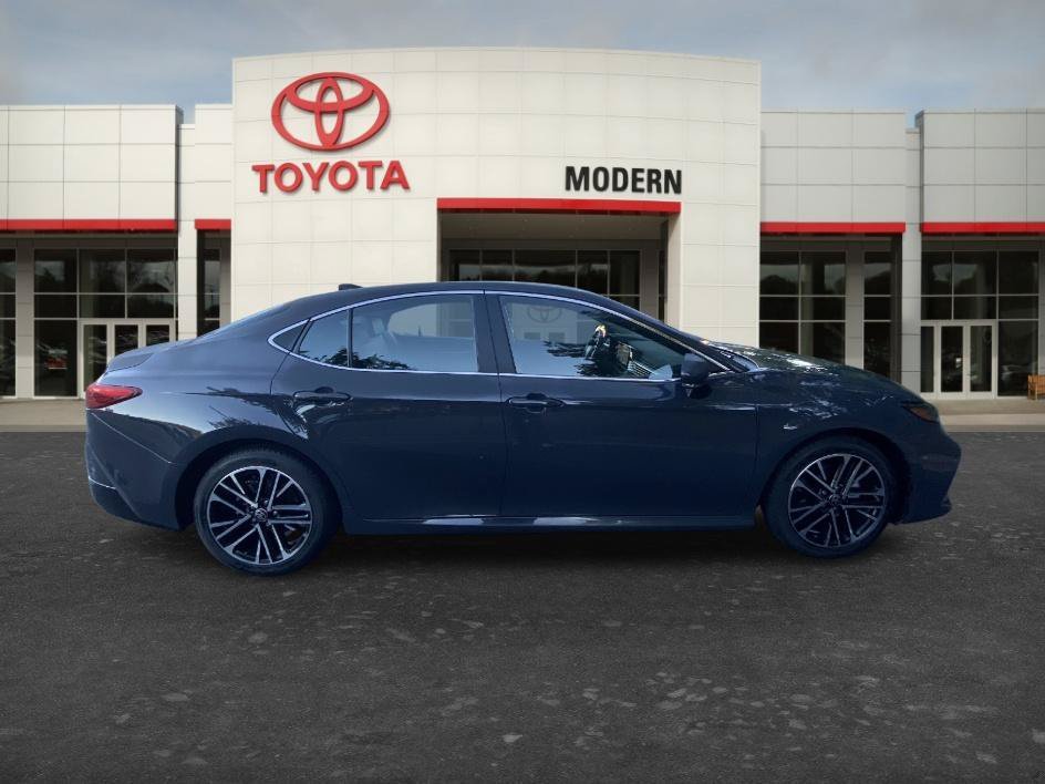 Used 2025 Underground Toyota XLE image 4