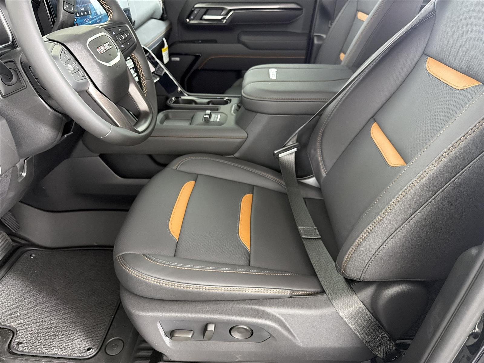 2026 GMC Sierra 2500HD AT4 - Photo 8