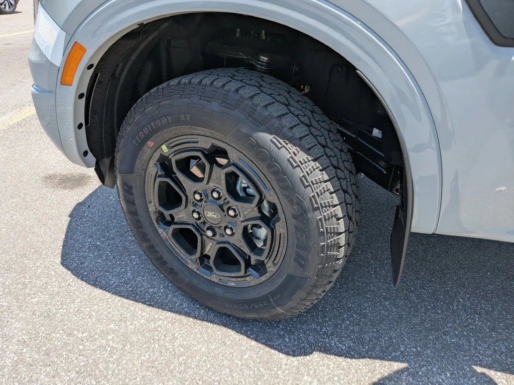 New 2026 Avalanche Ford XLT image 30