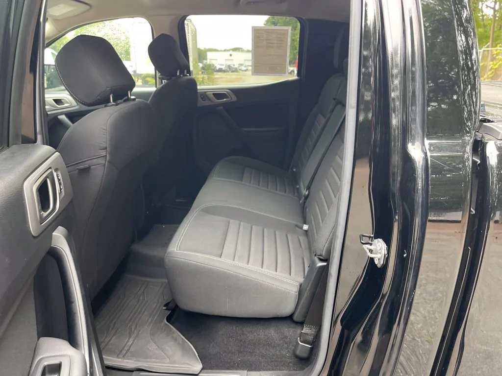 Used 2020 Black Ford XLT image 12