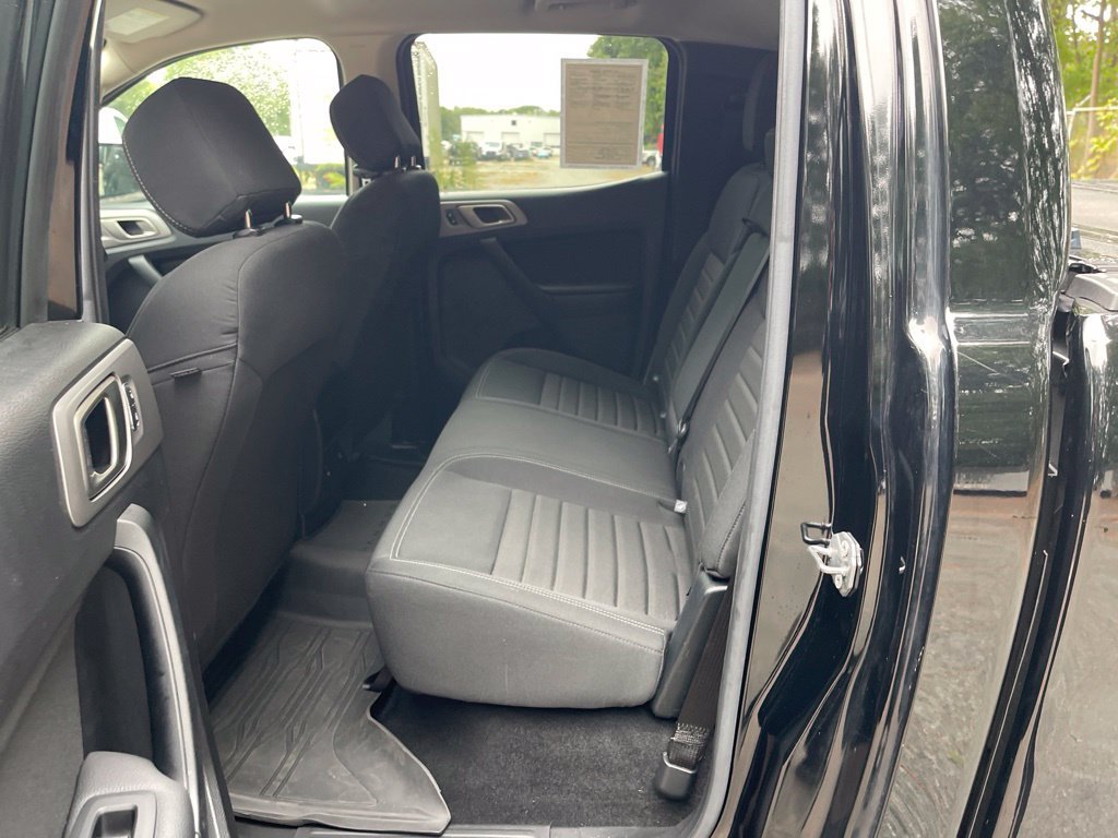Used 2020 Black Ford XLT image 12