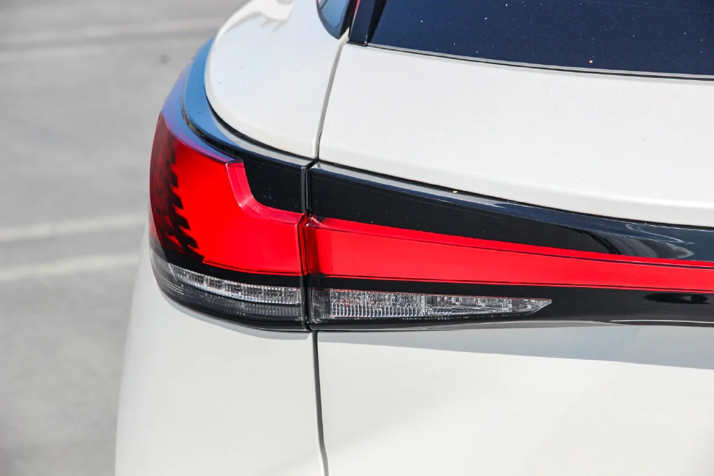 Certified Used 2025 White Lexus 350h Premium Plus image 8